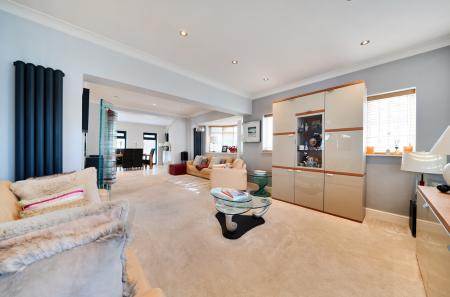 1418668-12-69b0a6...