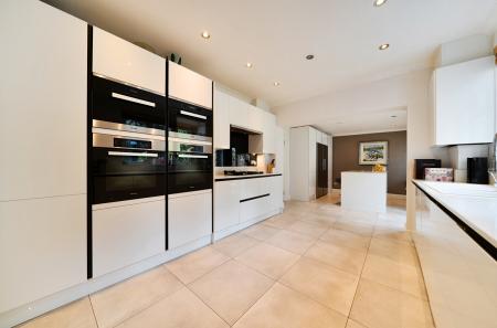 1418668-16-69b0a7...