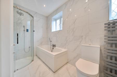 1418668-9-69b0a6b...