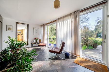 1431704-12-69bb14...