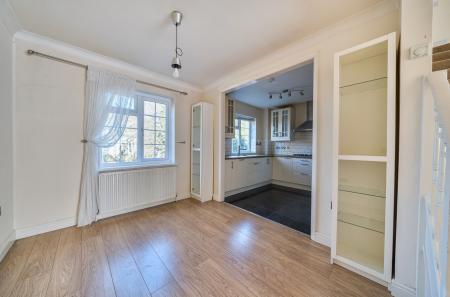 1430529-16-69b9ad...