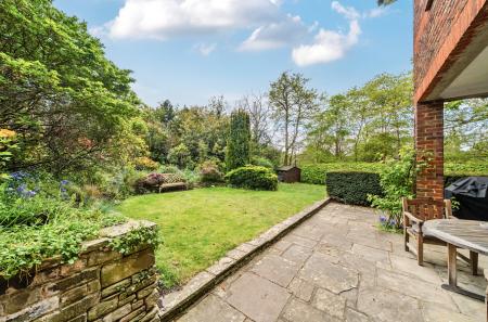 1440358-1-69e63cd...