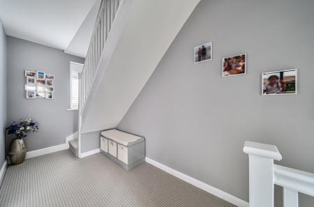 1424927-5-69c19c4...