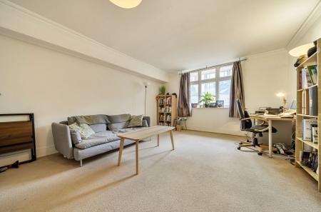 Lower Ground Flat