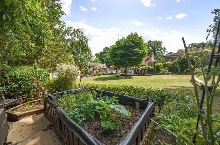 1312503-15-685c0c...