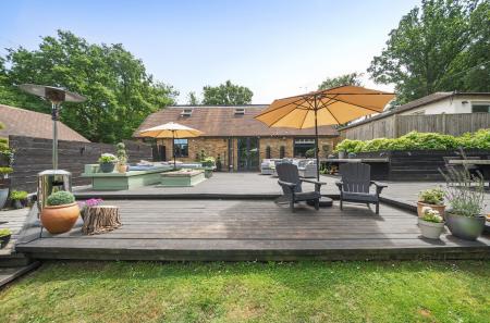 1312503-4-685c0b5...