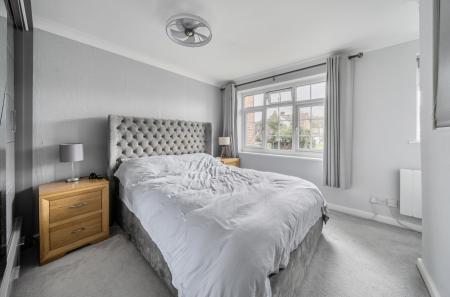 1393515-14-697782...