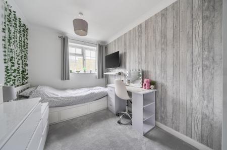 1393515-16-697782...