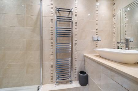 9-6815155abff35-1...