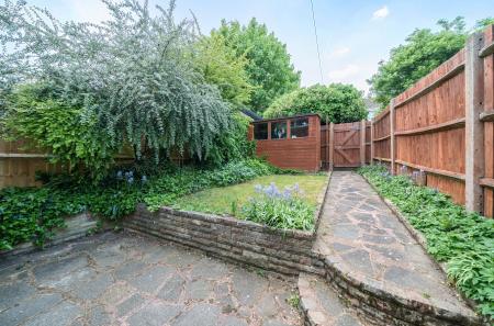 4-68151544adba6-1...