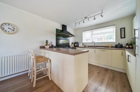 1304584-11-68471d...