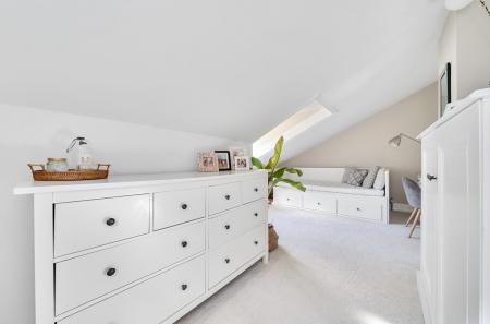 1332563-6-6891d6c...