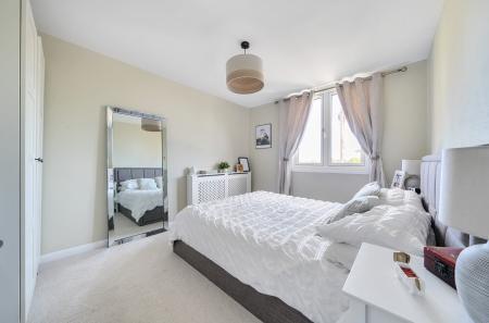 1332563-12-6891d8...