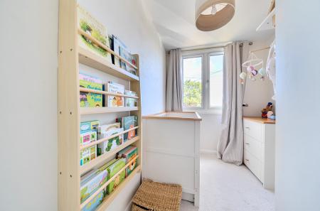 1332563-10-6891d8...