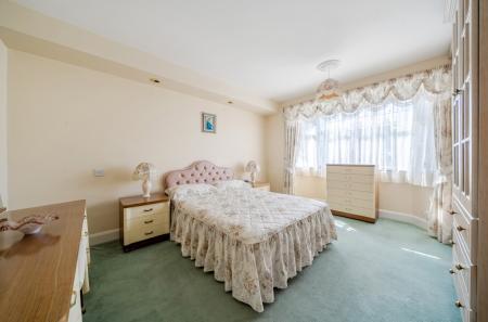 1329130-21-689b14...