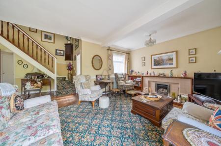 1344594-3-68b5701...