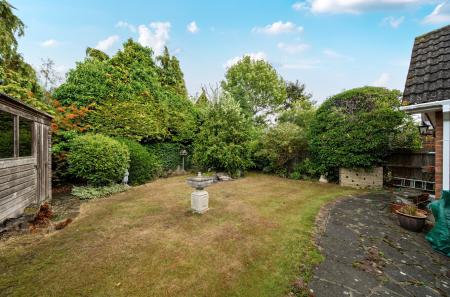 1344594-15-68b571...