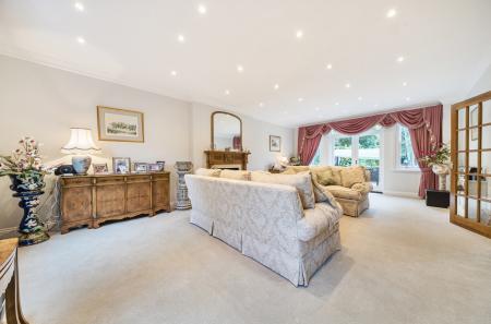 1342770-20-68ae23...