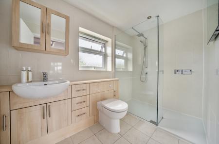 1353208-13-68cad9...