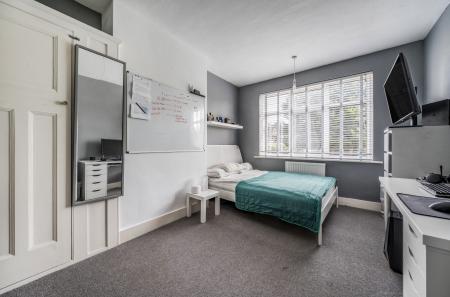 1358844-18-68d483...