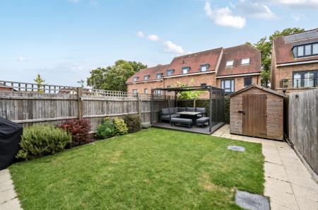 1359076-7-68d65cf...