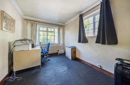 1358995-32-68d55b...