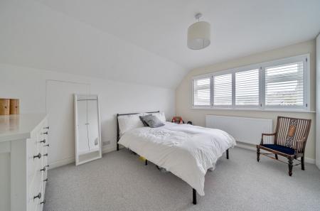 1403503-1-6979098...