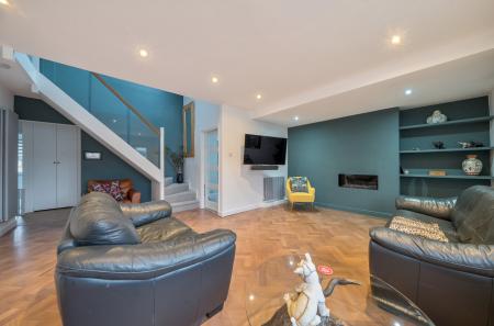 1403503-9-69790a0...