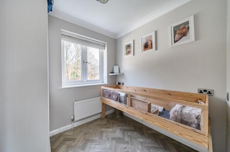 1402533-5-697cc15...