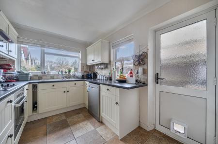 1405430-8-6980bf8...