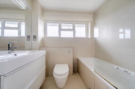 1409099-8-6984cda...