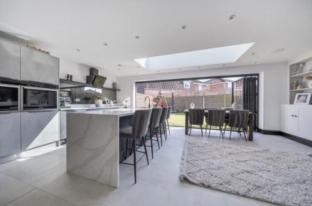 1424120-9-69bc2e7...