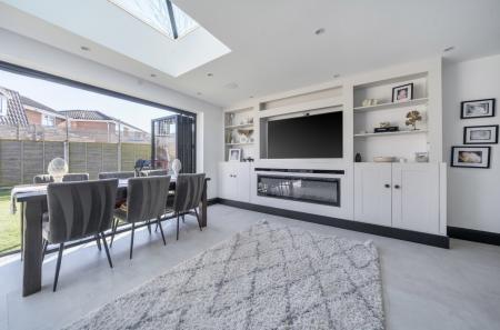 1424120-10-69bc2e...