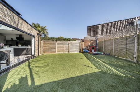 1424120-16-69bc2f...