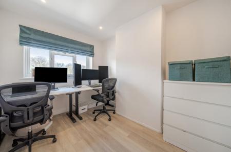 1425764-6-69b150e...