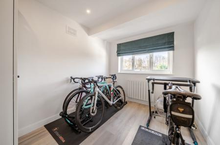 1425764-5-69b150d...