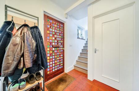 1430025-11-69ceb0...