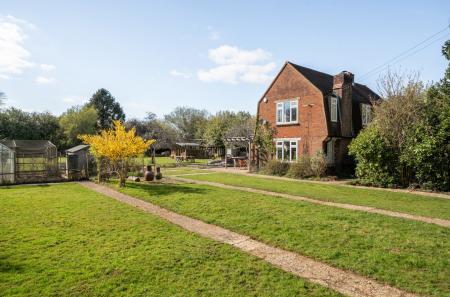 1430025-18-69ceb0...