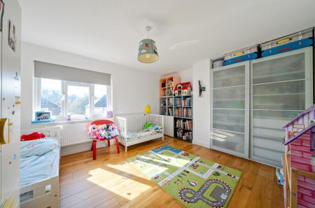 1430658-4-69bb108...