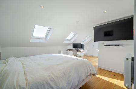 1-69bc15bf0f840-1...