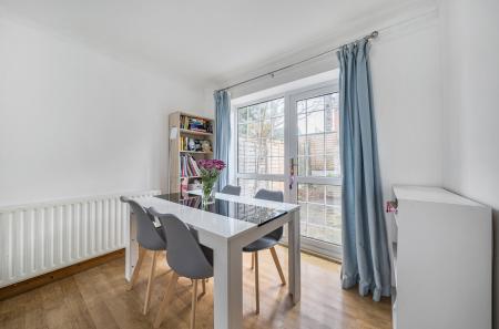 1423675-10-69aadd...