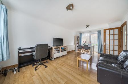 1423675-7-69aadd7...