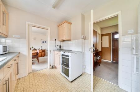 1426198-10-69b807...