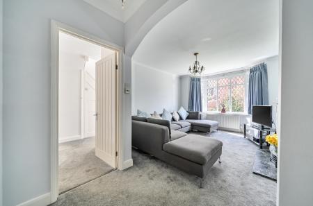 1433171-7-69c3d29...