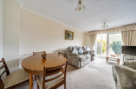 1434805-10-69c2a5...