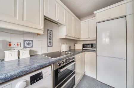 1434805-8-69c2a58...