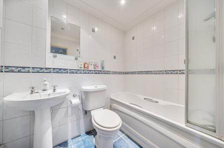 1434805-3-69c2a56...