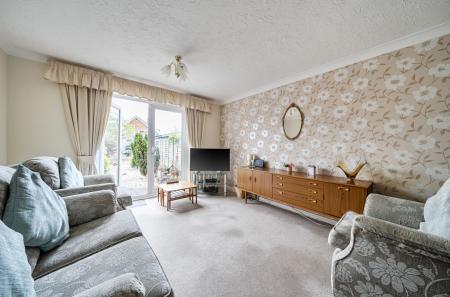 1434805-11-69c2a5...