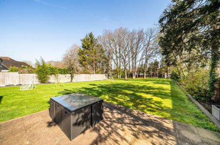 1425620-28-69bc05...