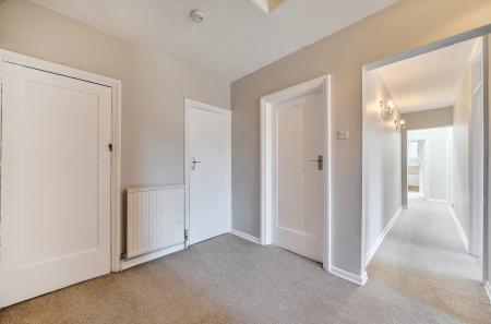 1425620-16-69bc05...